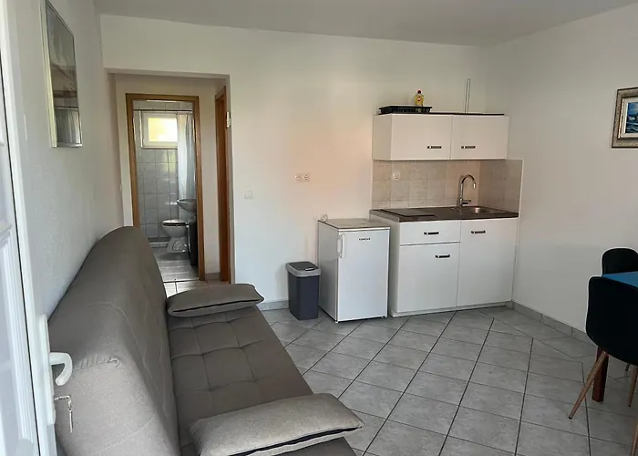 Area Doma Apartment Trogir